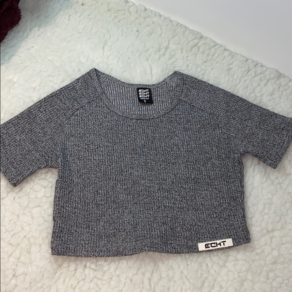 NEVER WORN Echt Comfort Series Crop Top